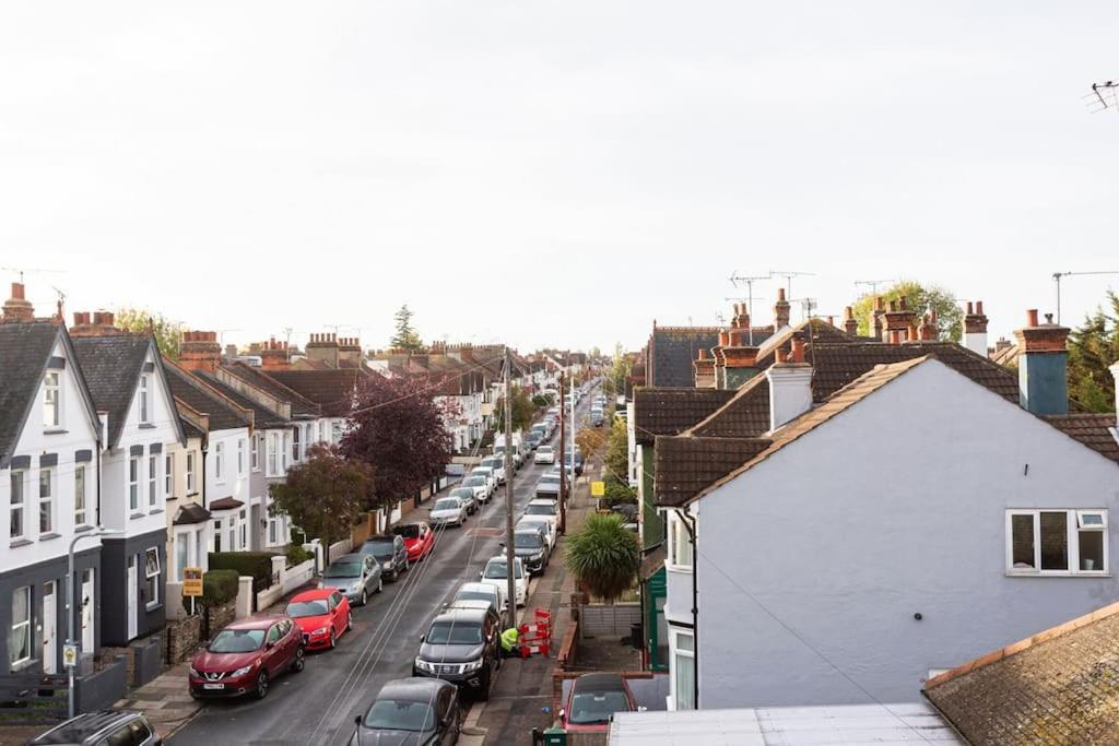 2 Bed Apartment Near The Beach Southend-on-Sea Eksteriør billede