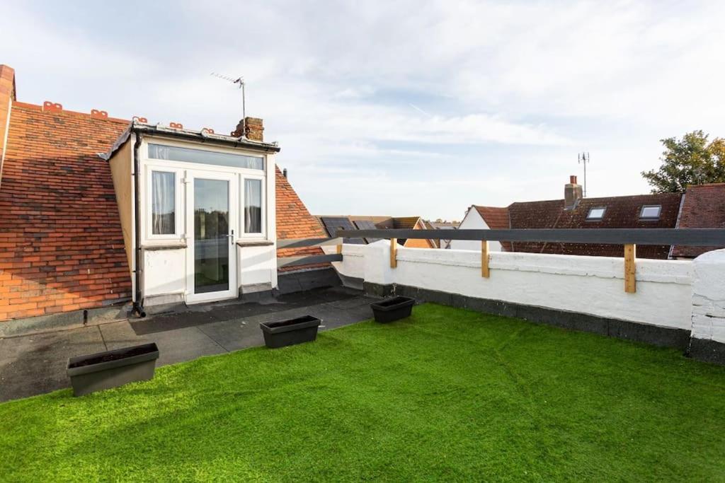 2 Bed Apartment Near The Beach Southend-on-Sea Eksteriør billede