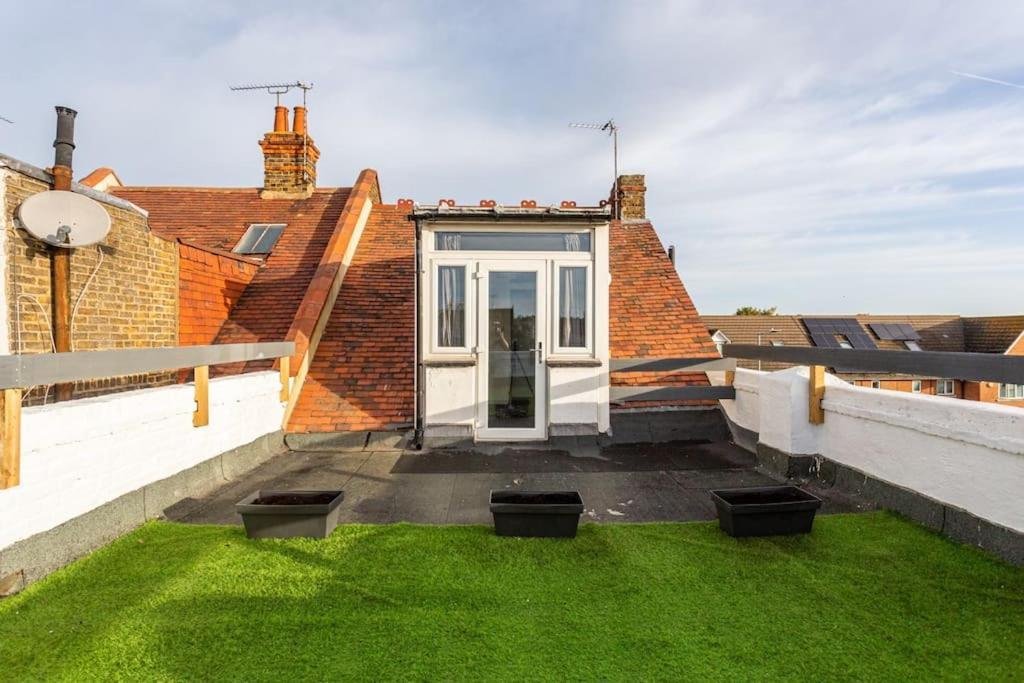 2 Bed Apartment Near The Beach Southend-on-Sea Eksteriør billede